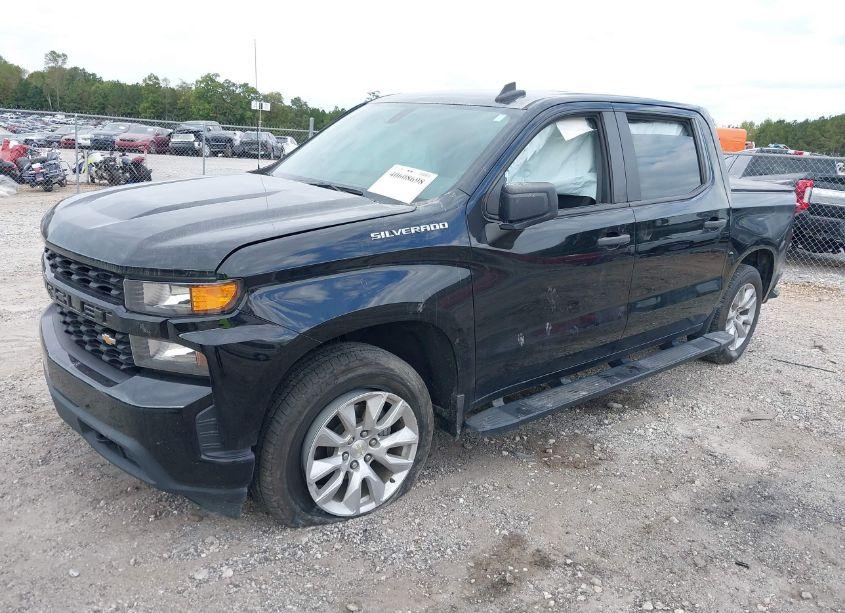 Photo 2 of 2020 Chevrolet Silverado 1500 2WD SHORT BED CUSTOM (VIN 3GCPWBEF5LG378451)