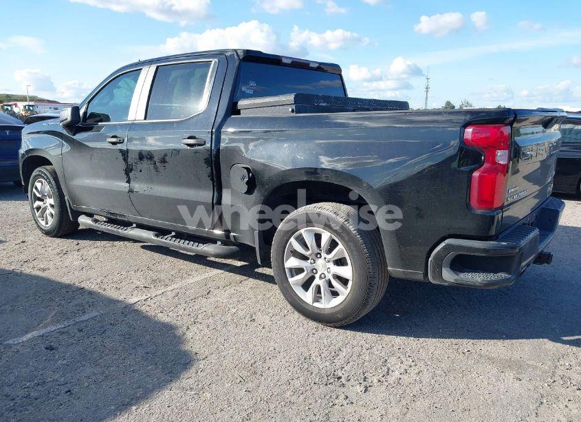 Photo 3 of 2019 Chevrolet Silverado 1500 CUSTOM (VIN 3GCPWBEF9KG173584)