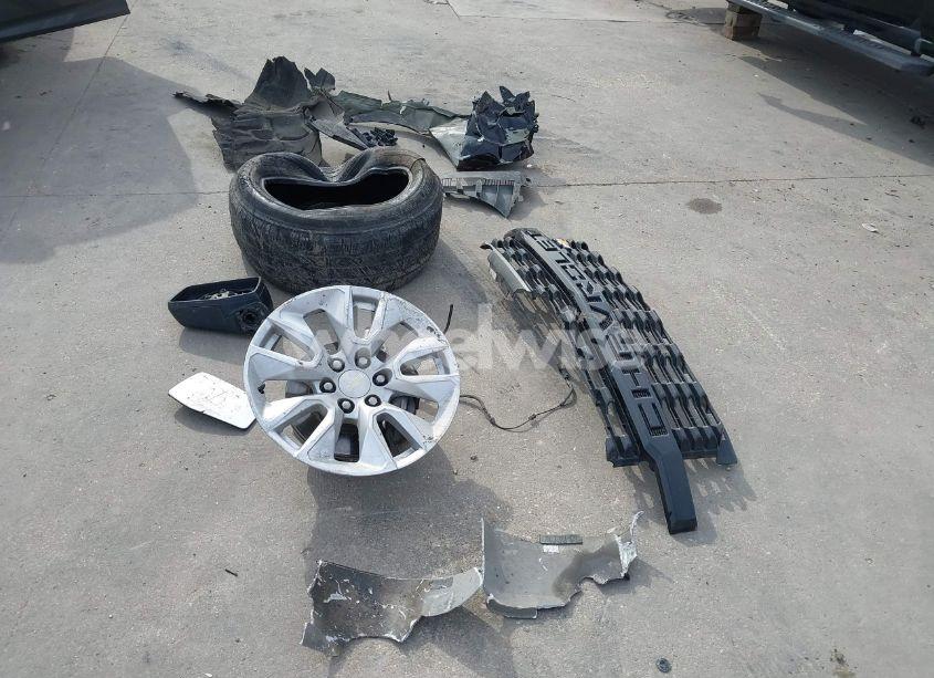 Photo 12 of 2019 Chevrolet Silverado 1500 CUSTOM (VIN 3GCPWBEH0KG231258)