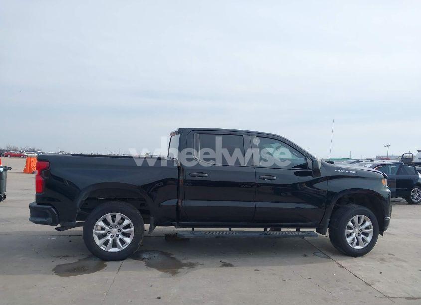 Photo 14 of 2019 Chevrolet Silverado 1500 CUSTOM (VIN 3GCPWBEH0KG231258)