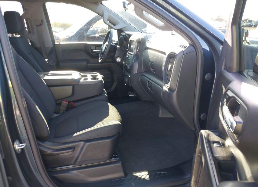 Photo 5 of 2020 Chevrolet Silverado 1500 2WD SHORT BED CUSTOM (VIN 3GCPWBEH0LG326629)