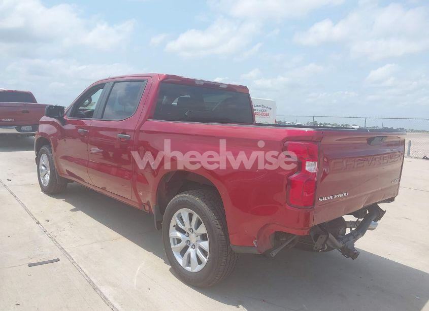Photo 3 of 2021 Chevrolet Silverado 1500 2WD SHORT BED CUSTOM (VIN 3GCPWBEH1MG160722)