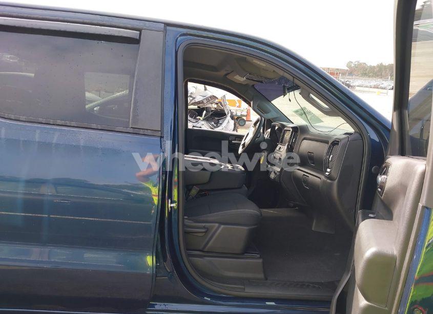 Photo 5 of 2020 Chevrolet Silverado 1500 2WD SHORT BED CUSTOM (VIN 3GCPWBEH3LG172322)