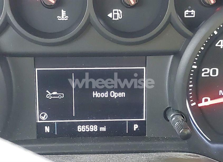 Photo 16 of 2019 Chevrolet Silverado 1500 CUSTOM (VIN 3GCPWBEH4KG227181)