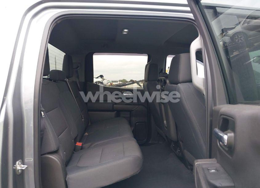 Photo 8 of 2019 Chevrolet Silverado 1500 CUSTOM (VIN 3GCPWBEH4KG227181)