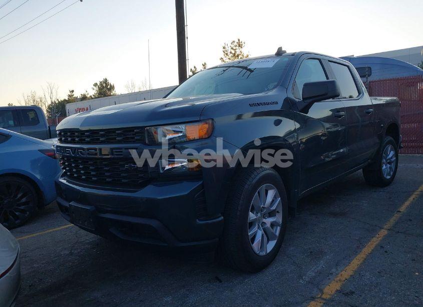 Photo 2 of 2021 Chevrolet Silverado 1500 2WD SHORT BED CUSTOM (VIN 3GCPWBEH4MG173383)