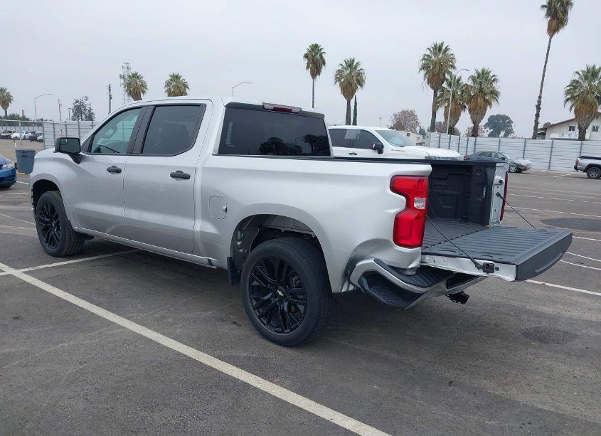 Photo 3 of 2020 Chevrolet Silverado 1500 2WD SHORT BED CUSTOM (VIN 3GCPWBEH8LG246737)