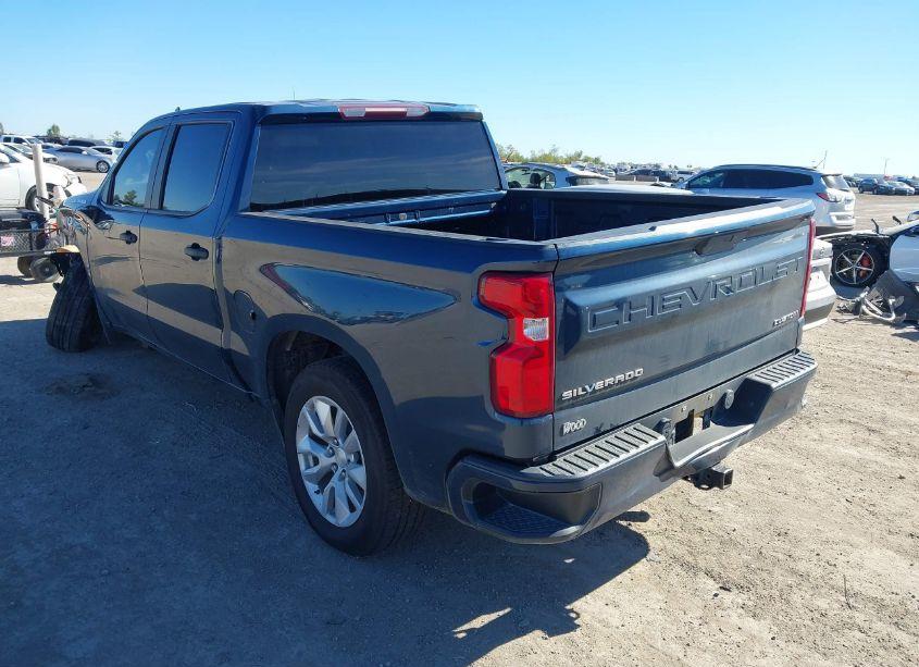 Photo 3 of 2020 Chevrolet Silverado 1500 (VIN 3GCPWBEH8LG333893)