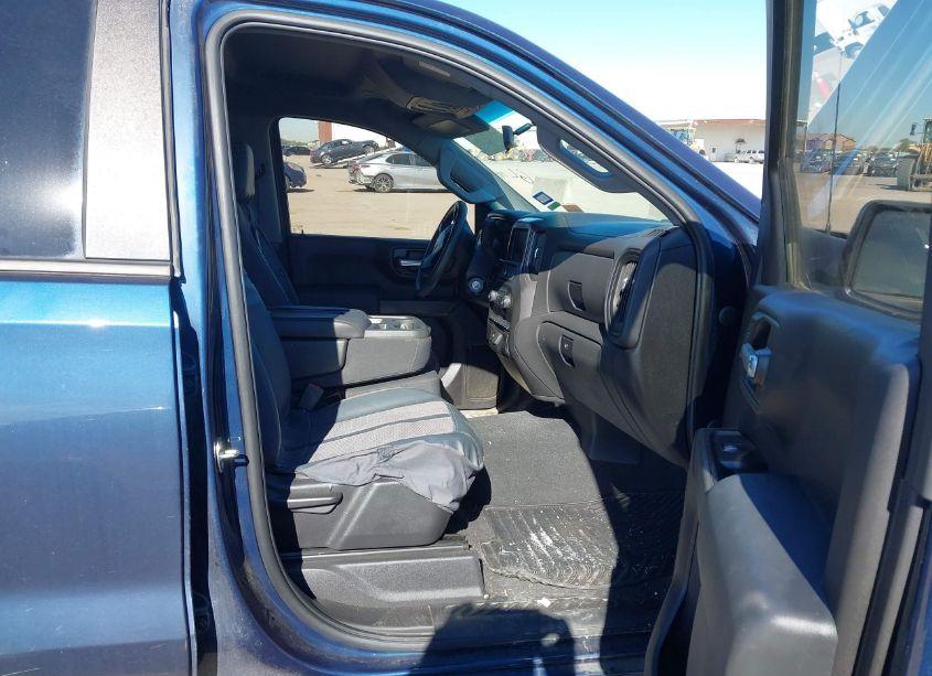 Photo 5 of 2020 Chevrolet Silverado 1500 (VIN 3GCPWBEH8LG333893)