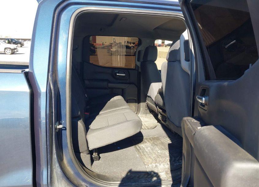 Photo 8 of 2020 Chevrolet Silverado 1500 (VIN 3GCPWBEH8LG333893)