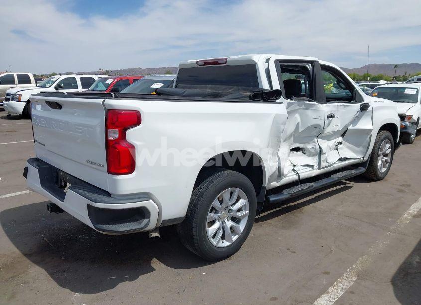 Photo 4 of 2021 Chevrolet Silverado 1500 2WD SHORT BED CUSTOM (VIN 3GCPWBEK2MG160546)