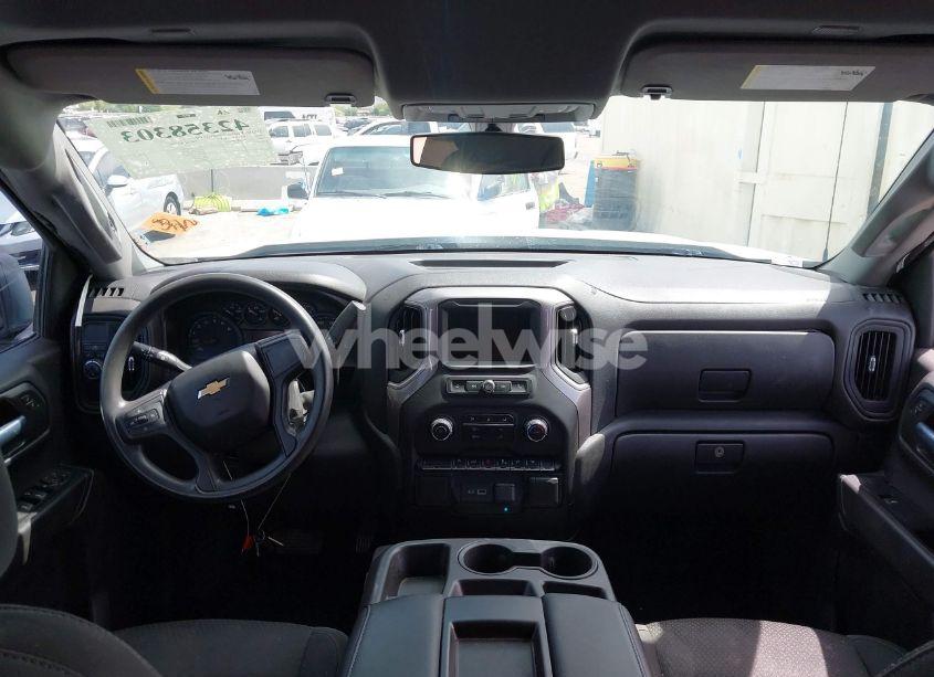 Photo 5 of 2021 Chevrolet Silverado 1500 2WD SHORT BED CUSTOM (VIN 3GCPWBEK2MG160546)