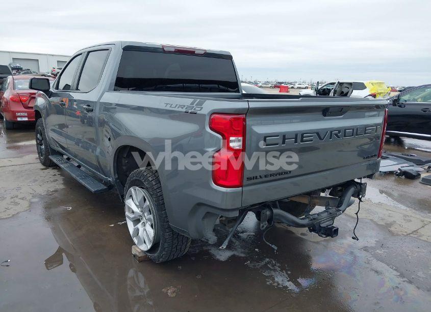 Photo 3 of 2021 Chevrolet Silverado 1500 2WD SHORT BED CUSTOM (VIN 3GCPWBEK2MG360620)
