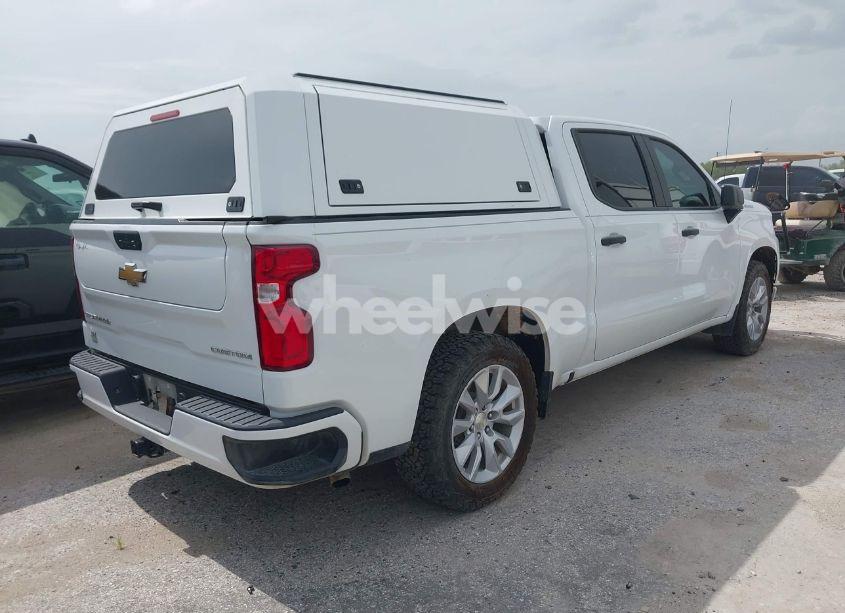 Photo 4 of 2022 Chevrolet Silverado 1500 LTD 2WD SHORT BED CUSTOM (VIN 3GCPWBEK3NG157320)