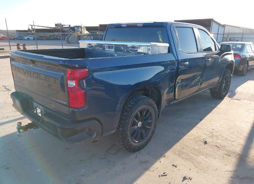 Photo 4 of 2022 Chevrolet Silverado 1500 LTD 2WD SHORT BED CUSTOM (VIN 3GCPWBEK7NG211783)