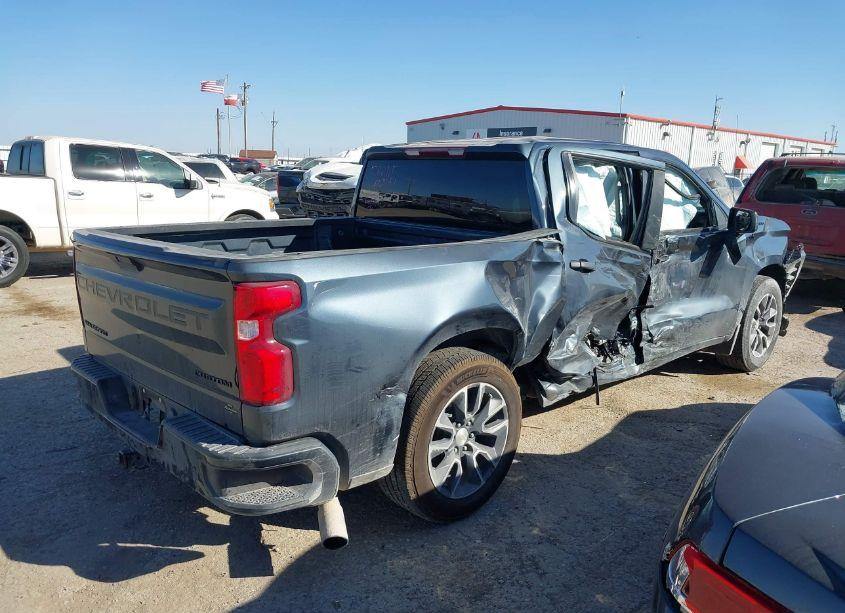 Photo 4 of 2021 Chevrolet Silverado 1500 2WD SHORT BED CUSTOM (VIN 3GCPWBEK8MG173365)