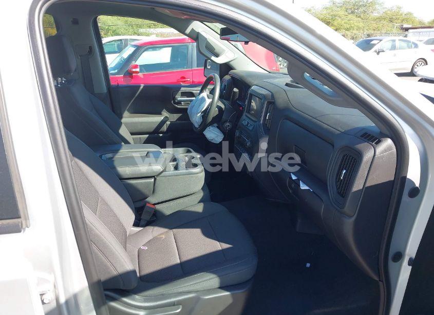 Photo 5 of 2021 Chevrolet Silverado 1500 2WD SHORT BED CUSTOM (VIN 3GCPWBEK8MG241888)