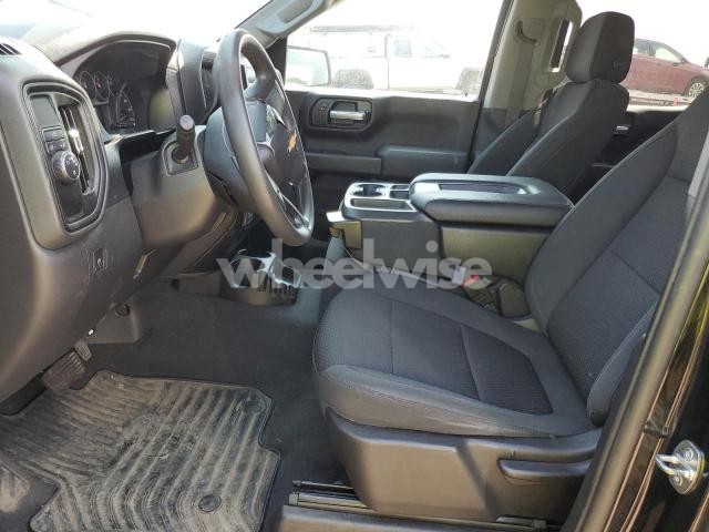 Photo 3 of 2021 CHEVROLET SILVERADO C1500 CUSTOM (VIN 3GCPWBEK8MG252390)