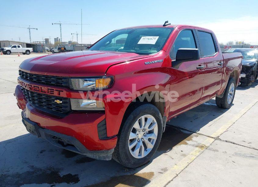 Photo 2 of 2021 Chevrolet Silverado 1500 2WD SHORT BED CUSTOM (VIN 3GCPWBEKXMG342060)