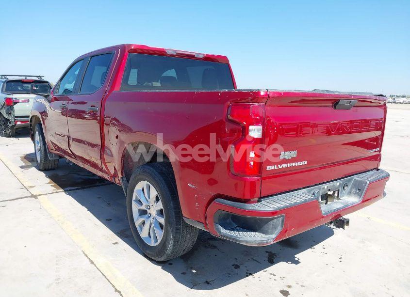 Photo 3 of 2021 Chevrolet Silverado 1500 2WD SHORT BED CUSTOM (VIN 3GCPWBEKXMG342060)