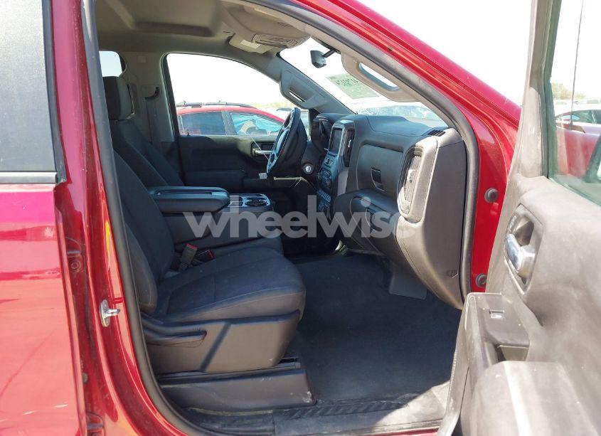 Photo 5 of 2021 Chevrolet Silverado 1500 2WD SHORT BED CUSTOM (VIN 3GCPWBEKXMG342060)