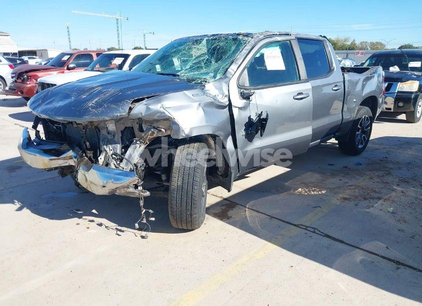 Photo 2 of 2022 Chevrolet Silverado 1500 LTD 2WD SHORT BED LT (VIN 3GCPWCED0NG103819)