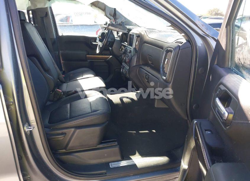 Photo 5 of 2022 Chevrolet Silverado 1500 LTD 2WD SHORT BED LT (VIN 3GCPWCED0NG103819)