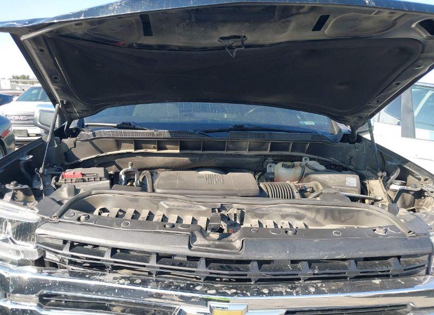 Photo 10 of 2019 Chevrolet Silverado 1500 LT (VIN 3GCPWCED1KG120088)