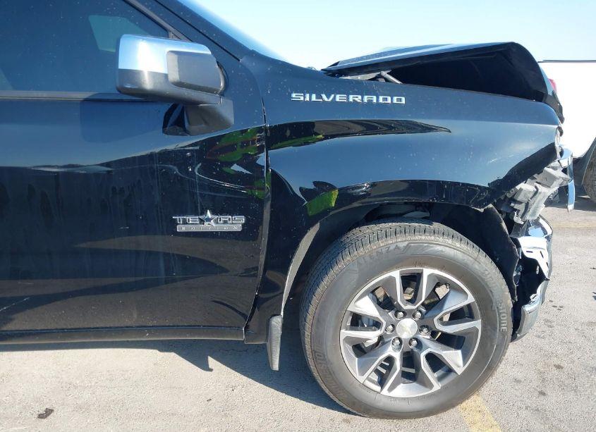 Photo 18 of 2019 Chevrolet Silverado 1500 LT (VIN 3GCPWCED1KG120088)