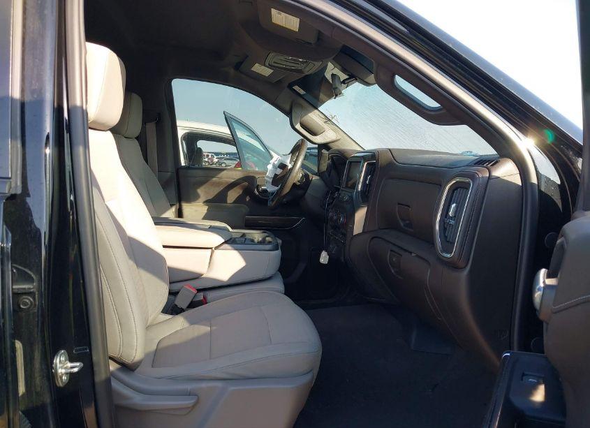 Photo 5 of 2019 Chevrolet Silverado 1500 LT (VIN 3GCPWCED1KG120088)