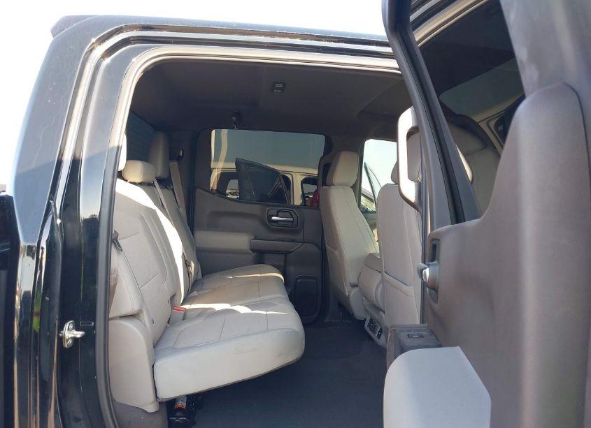 Photo 8 of 2019 Chevrolet Silverado 1500 LT (VIN 3GCPWCED1KG120088)