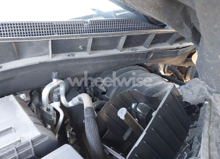 Photo 10 of 2020 Chevrolet Silverado 1500 2WD SHORT BED LT (VIN 3GCPWCED1LG102496)