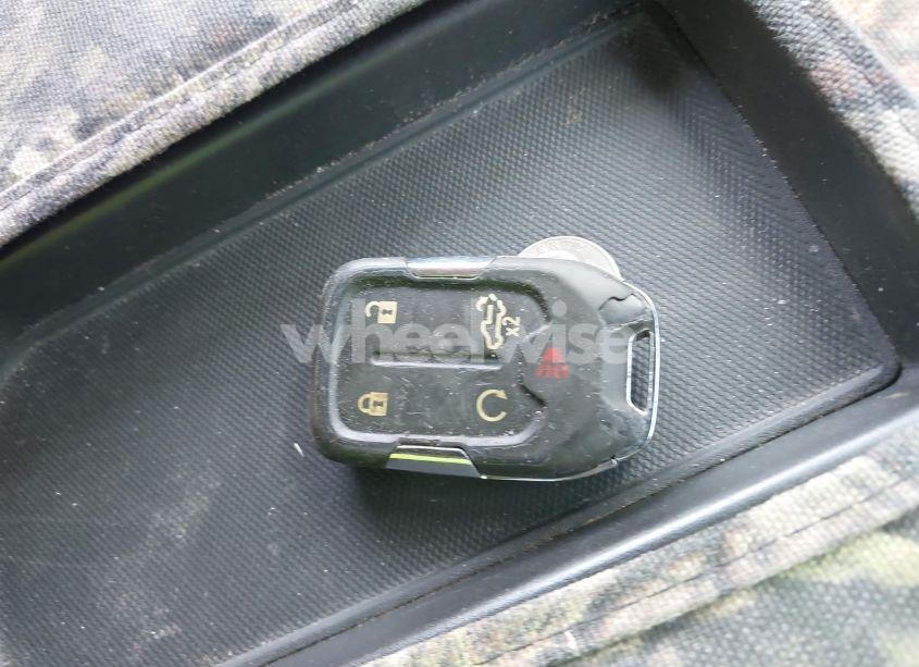 Photo 11 of 2020 Chevrolet Silverado 1500 2WD SHORT BED LT (VIN 3GCPWCED1LG102496)