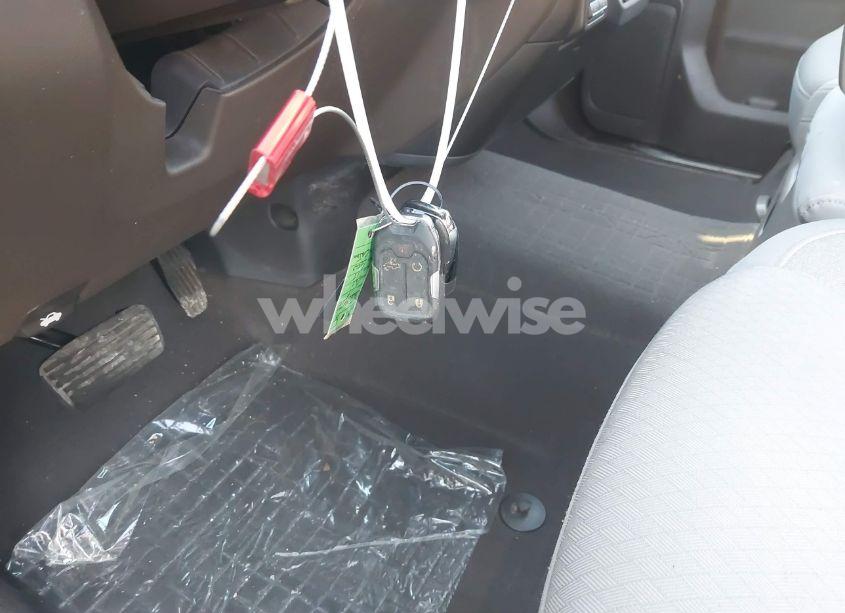 Photo 11 of 2019 Chevrolet Silverado 1500 LT (VIN 3GCPWCED2KG294722)