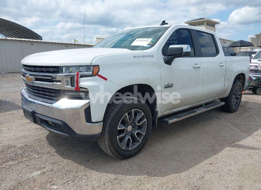 Photo 2 of 2020 Chevrolet Silverado 1500 2WD SHORT BED LT (VIN 3GCPWCED3LG405702)
