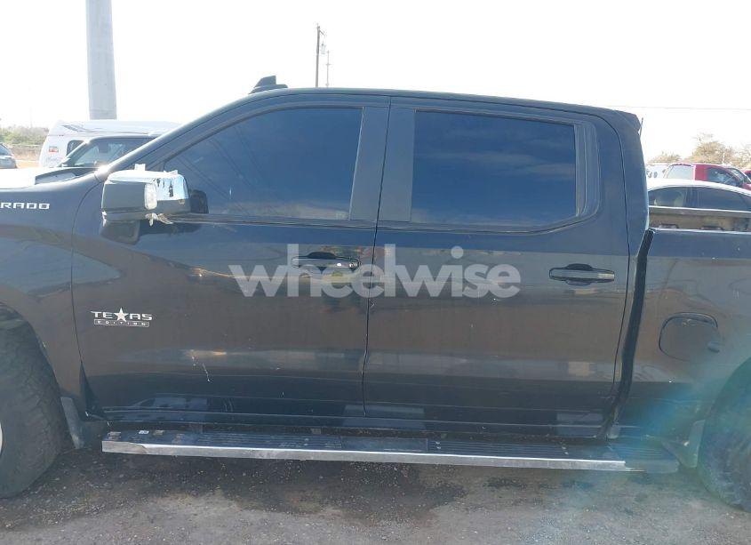 Photo 13 of 2021 Chevrolet Silverado 1500 2WD SHORT BED LT (VIN 3GCPWCED3MG242762)