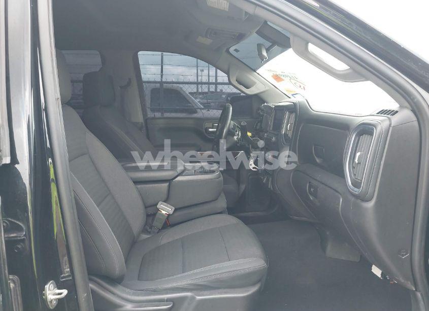 Photo 5 of 2021 Chevrolet Silverado 1500 2WD SHORT BED LT (VIN 3GCPWCED3MG242762)