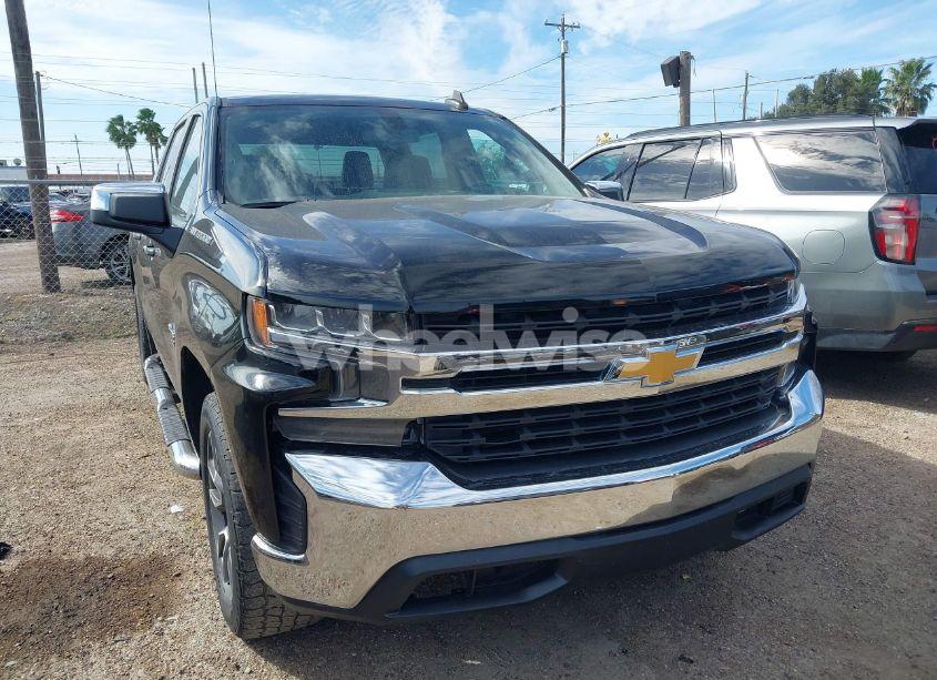 2019 Chevrolet Silverado 1500 LT (VIN 3GCPWCED4KG126404) main photo