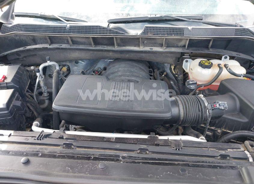 Photo 10 of 2019 Chevrolet Silverado 1500 LT (VIN 3GCPWCED4KG126404)