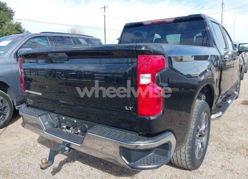 Photo 4 of 2019 Chevrolet Silverado 1500 LT (VIN 3GCPWCED4KG126404)