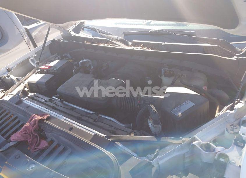 Photo 10 of 2019 Chevrolet Silverado 1500 LT (VIN 3GCPWCED4KG220587)