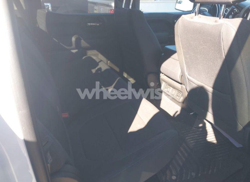 Photo 8 of 2019 Chevrolet Silverado 1500 LT (VIN 3GCPWCED4KG220587)