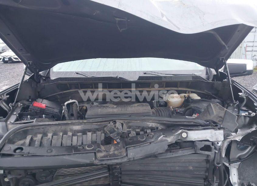 Photo 10 of 2019 Chevrolet Silverado 1500 LT (VIN 3GCPWCED5KG301209)