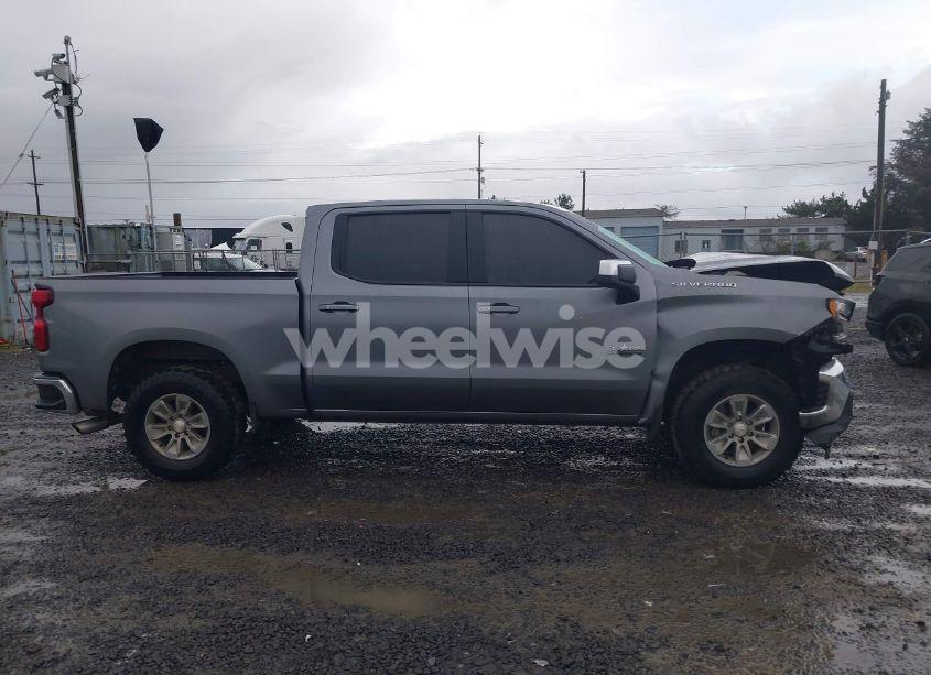 Photo 12 of 2019 Chevrolet Silverado 1500 LT (VIN 3GCPWCED5KG301209)