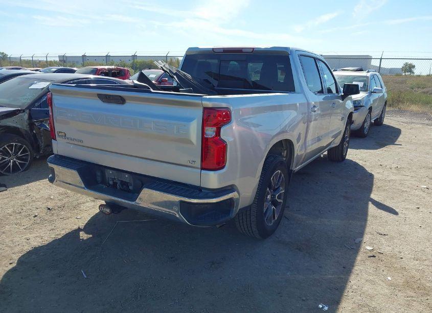 Photo 4 of 2020 Chevrolet Silverado 1500 2WD SHORT BED LT (VIN 3GCPWCED5LG429306)