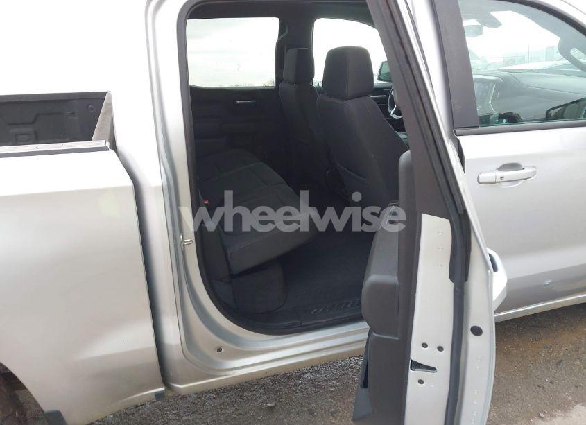 Photo 8 of 2021 Chevrolet Silverado 1500 2WD SHORT BED LT (VIN 3GCPWCED5MG219371)