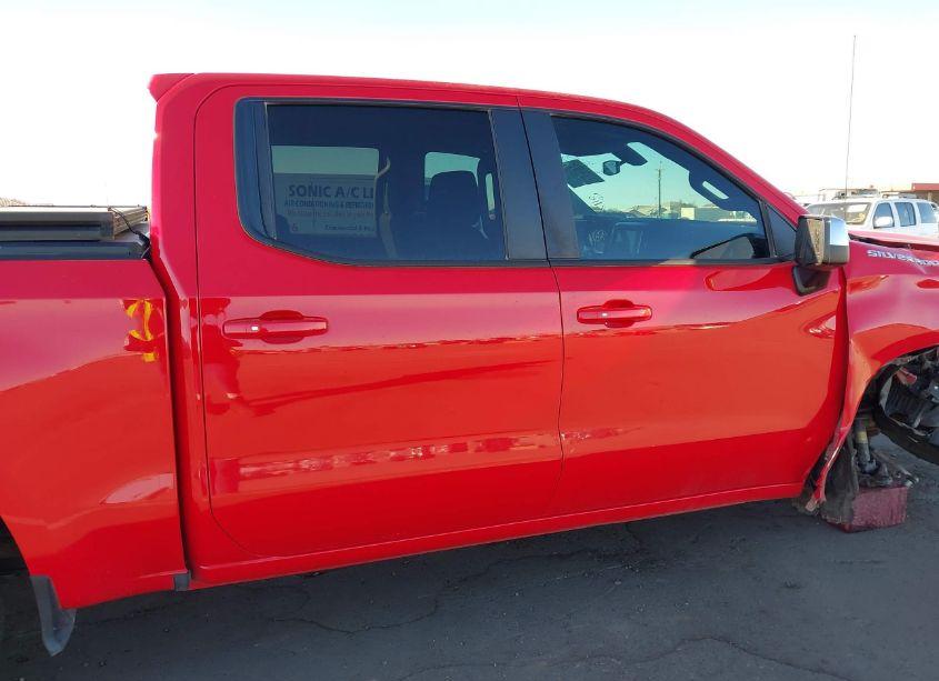 Photo 13 of 2019 Chevrolet Silverado 1500 LT (VIN 3GCPWCED6KG246642)