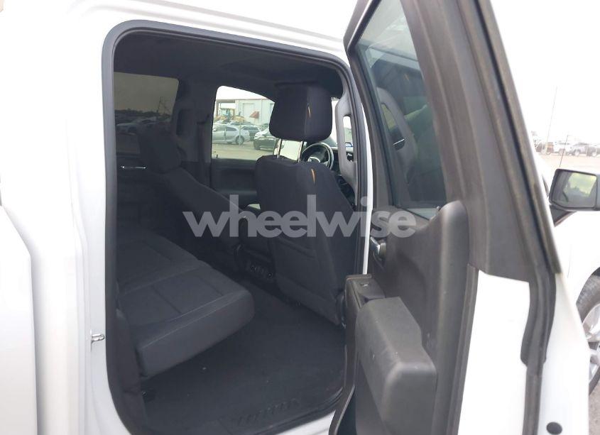 Photo 8 of 2020 Chevrolet Silverado 1500 2WD SHORT BED LT (VIN 3GCPWCED6LG338545)
