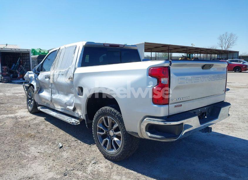 Photo 3 of 2021 Chevrolet Silverado 1500 2WD SHORT BED LT (VIN 3GCPWCED6MG310455)