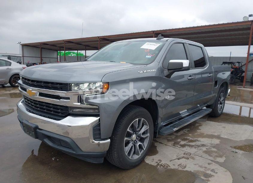 Photo 2 of 2020 Chevrolet Silverado 1500 2WD SHORT BED LT (VIN 3GCPWCED7LG250149)